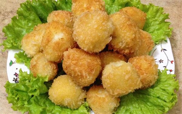 Món ăn đãi tiệc  - Giò sống bọc trứng chiên xù