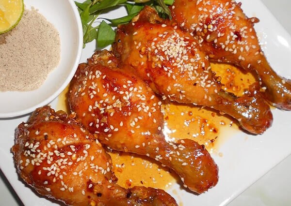 Món ăn đãi tiệc  - Đùi gà sốt me